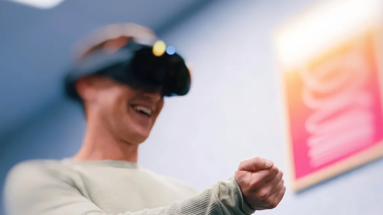 Mark Zuckerberg Apple'dan açıklama